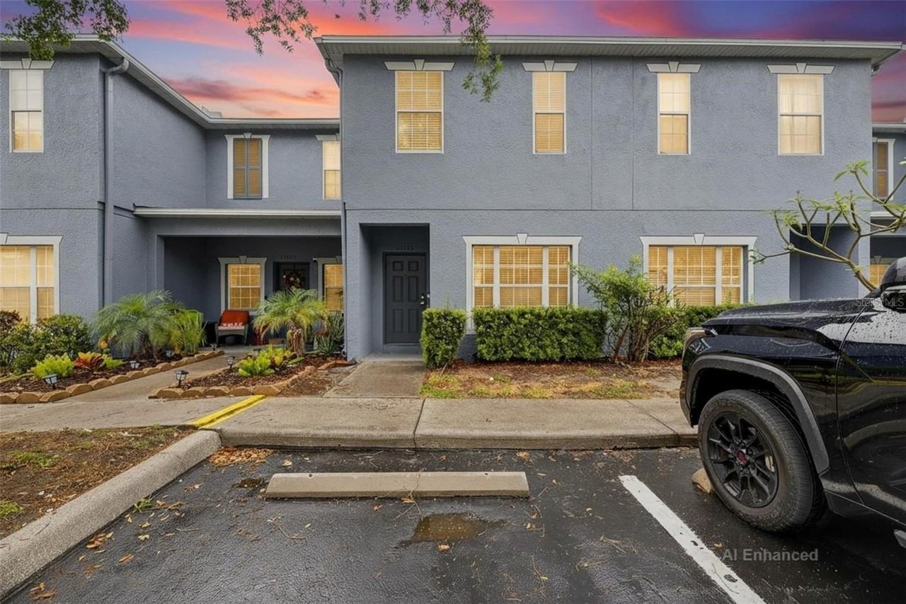 13123 Kings Crossing Dr - Photo 2 of 50