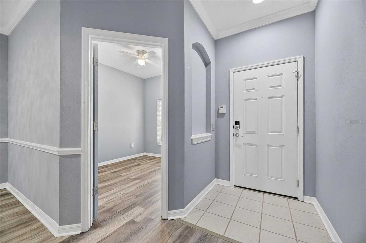 13123 Kings Crossing Dr - Photo 7 of 50