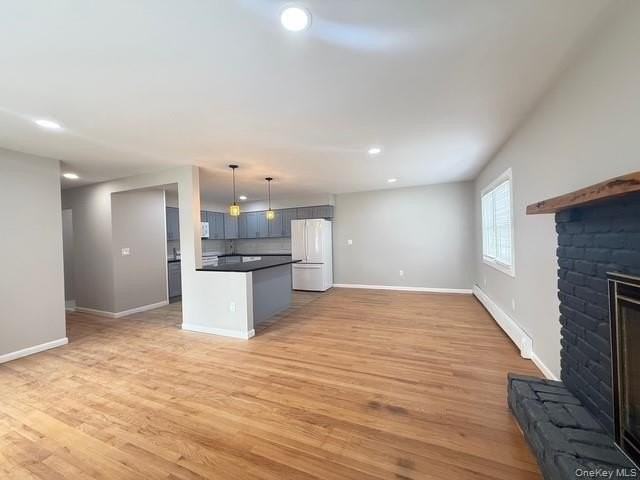 227 Whalesback Rd - Photo 4 of 19