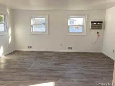 107 Morton Blvd - Photo 5 of 10