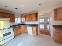 150 Jefferson Ave #B - Photo 1 of 1