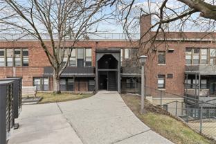 60 Kensico Rd #23 - Photo 1 of 1