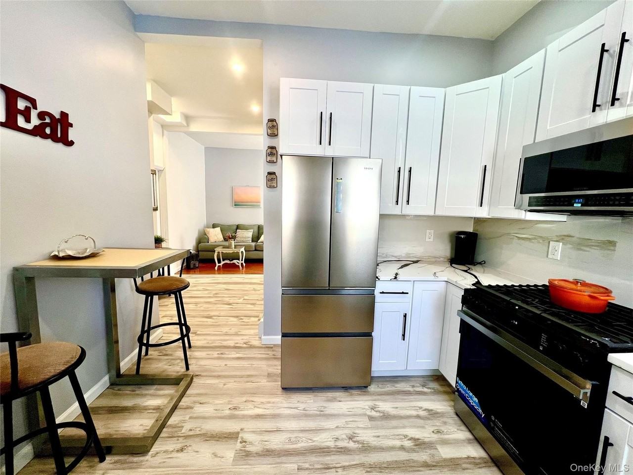 17 Academy Ave Apt 2 - Photo 6 of 14