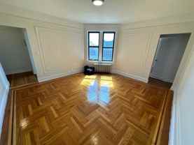 3015 Roberts Ave - Photo 1 of 1