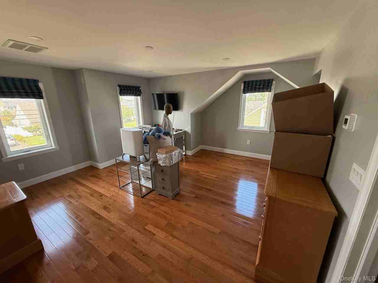 46 Lincoln Pl - Photo 6 of 33