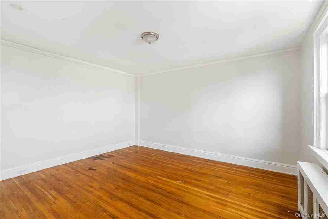 240 Martine Ave Apt 4g - Photo 7 of 19