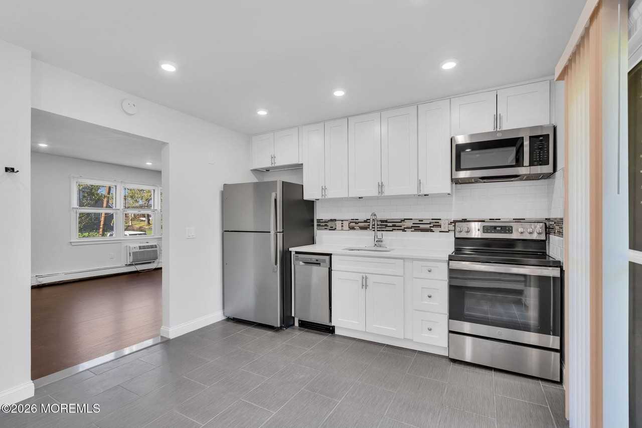 96 East Ave #97 - Photo 7 of 18