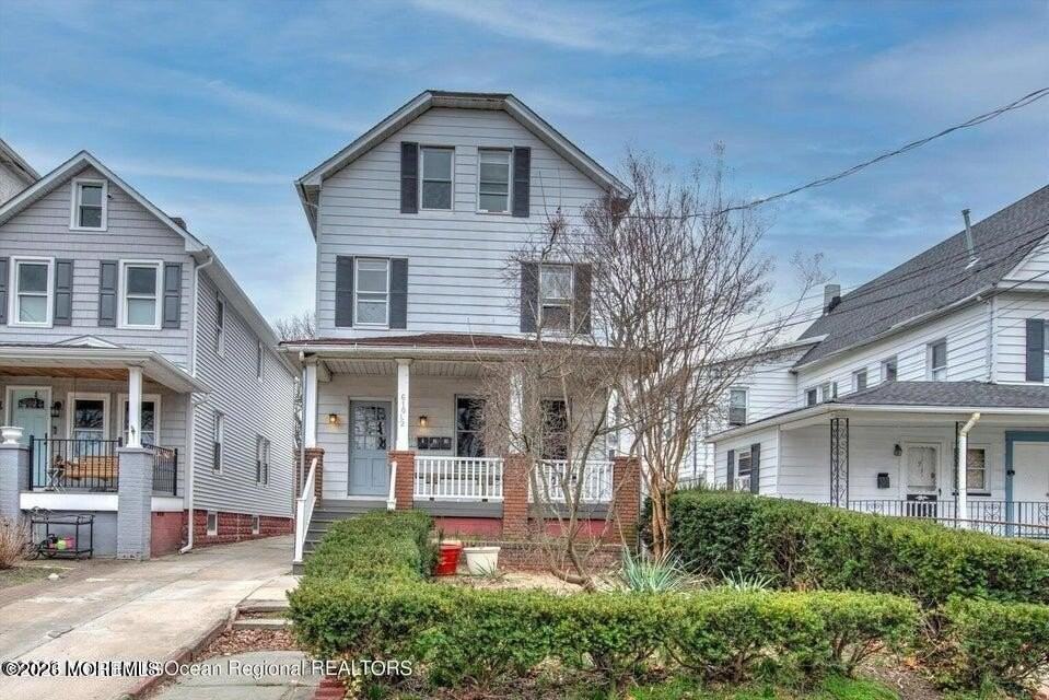 610 1/2 5th Ave Apt 3 - Photo 2 of 13