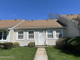 featured image of 119 Muhlen Platz #C