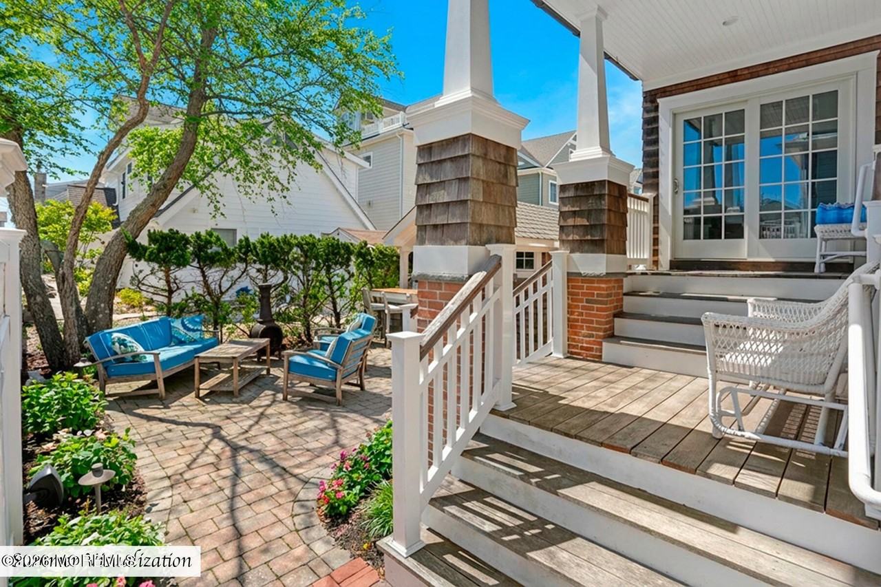 565 Trout Ave - Photo 5 of 37