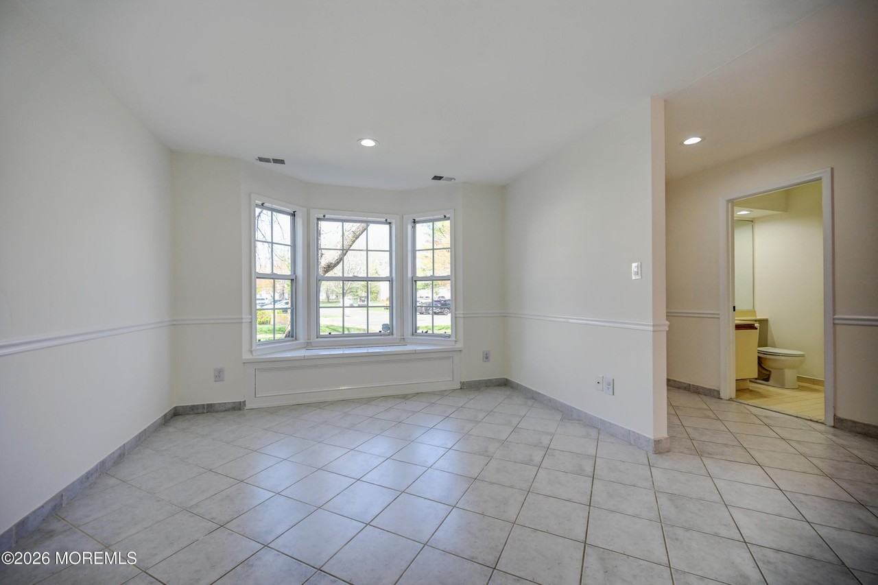 214 Paddington Ct Unit 6-4 - Photo 6 of 41