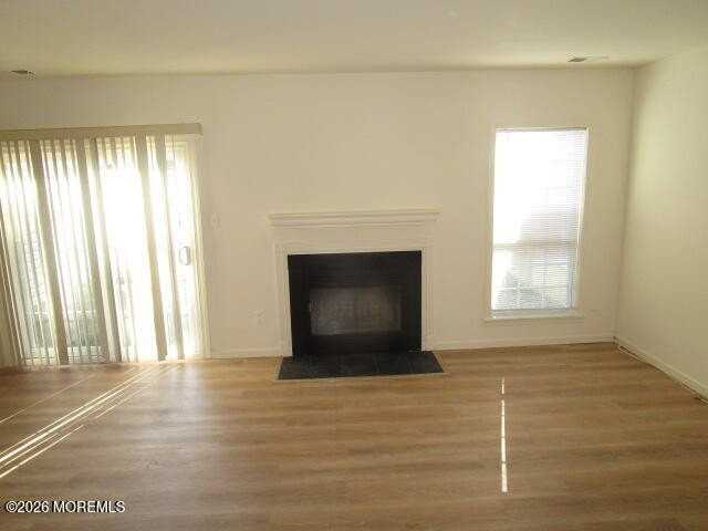 278 Fairfield Pl - Photo 5 of 15