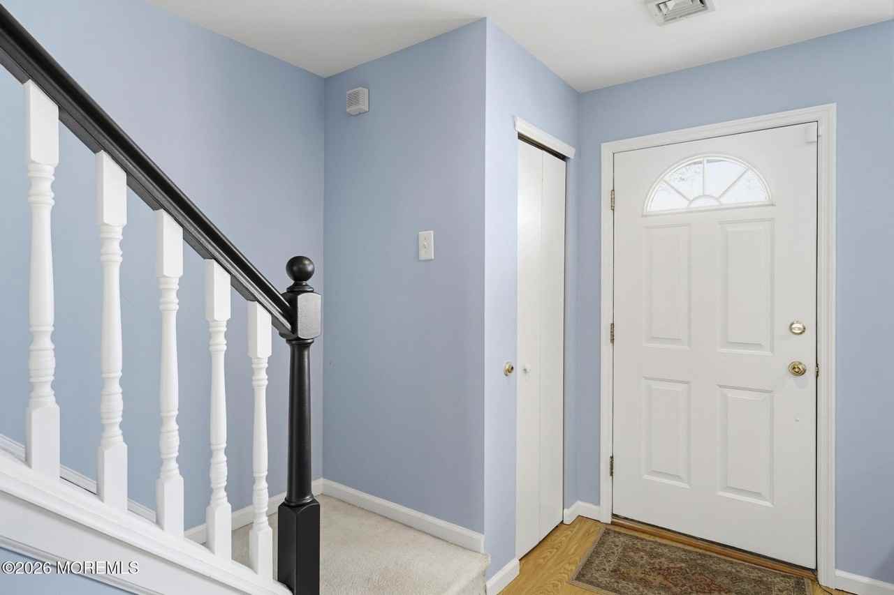 32 Pebble Beach Ln - Photo 6 of 30