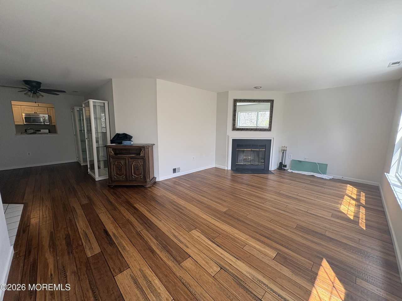 103 Racquet Rd - Photo 3 of 35