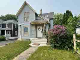 featured image of 370 Bent St Apt 1 #Apt 1