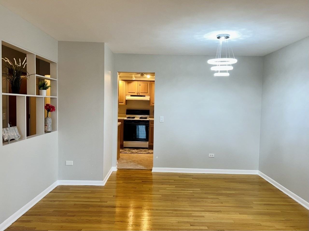 205 W Miner St #300 - Photo 3 of 11