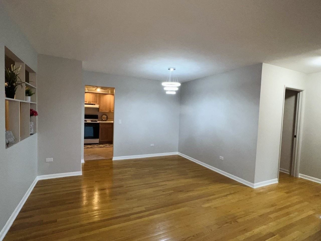 205 W Miner St #300 - Photo 4 of 11