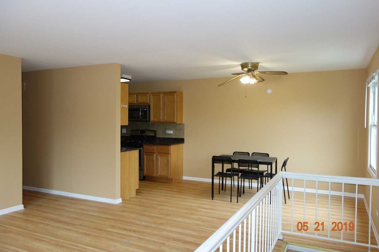 300 Meadow Ct #300 - Photo 7 of 32