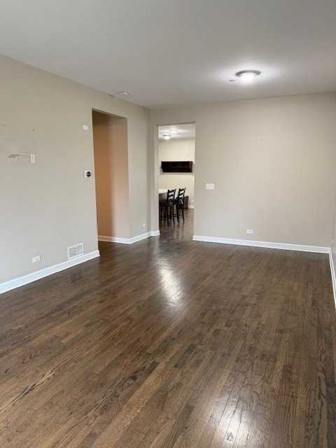 309 Bradbury Ln - Photo 3 of 36