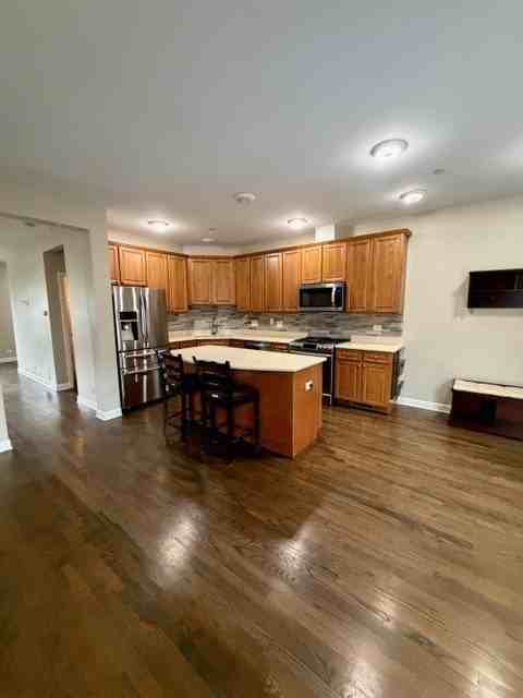 309 Bradbury Ln - Photo 6 of 36