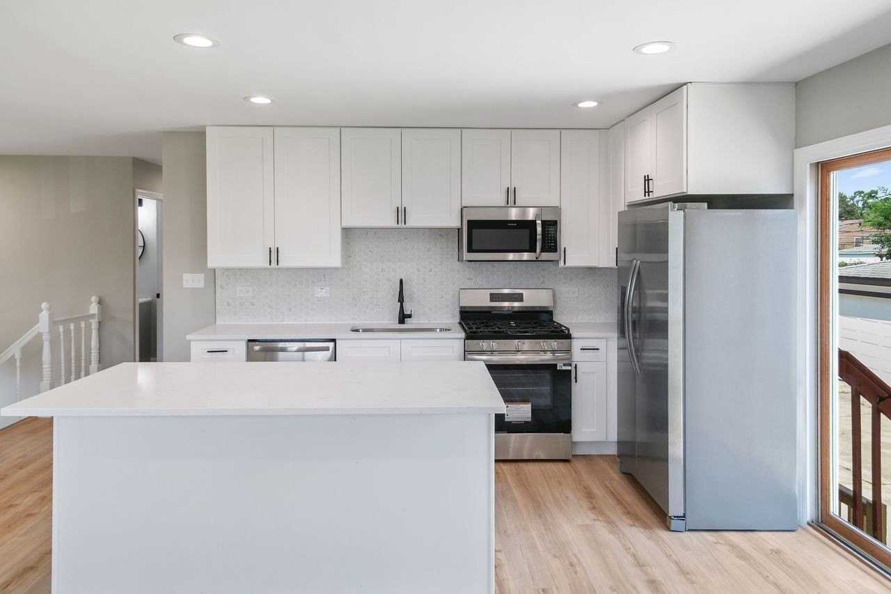 118 Windsor Ln - Photo 3 of 19