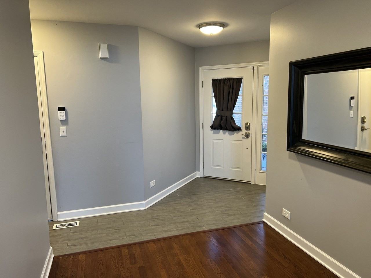 2004 N Silver Lake Rd - Photo 4 of 22