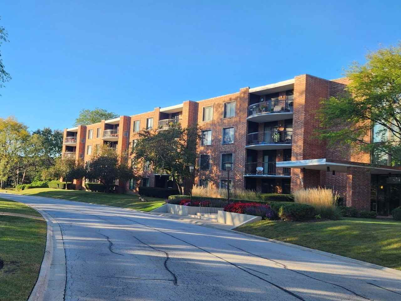 1605 E Central Rd #410B