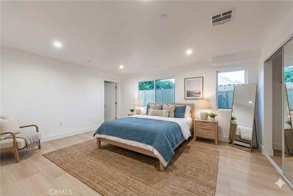 1658 S Hayworth Ave #1-4 - Photo 3 of 33