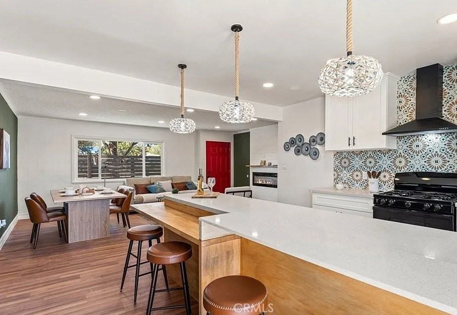 9925 Redwood Ave - Photo 4 of 15