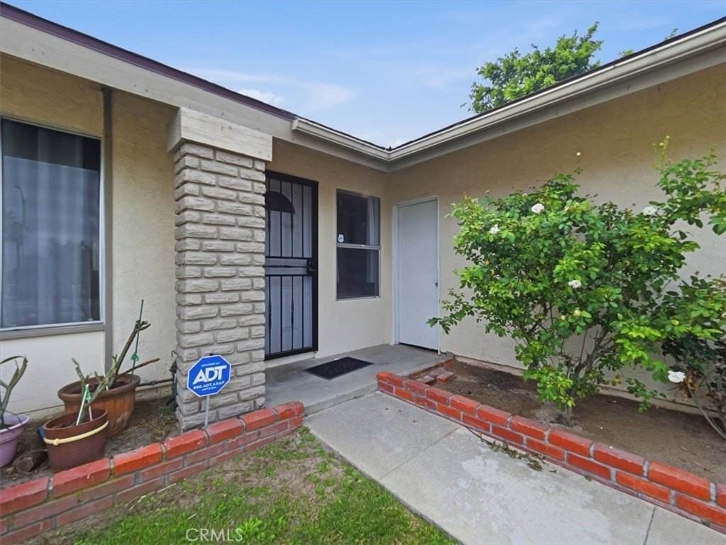 900 Cortez Dr - Photo 3 of 30