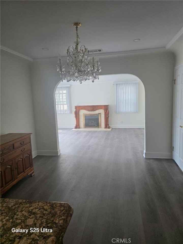 521 E Valencia Ave #A - Photo 6 of 18