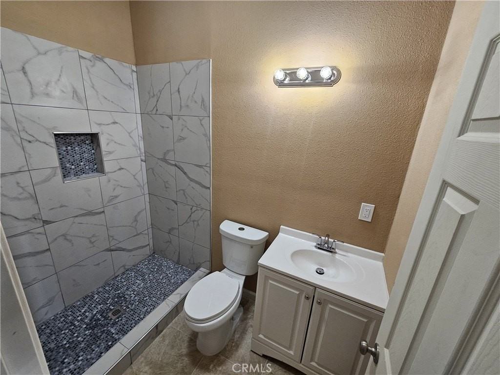 18995 Gentian Ave - Photo 4 of 4