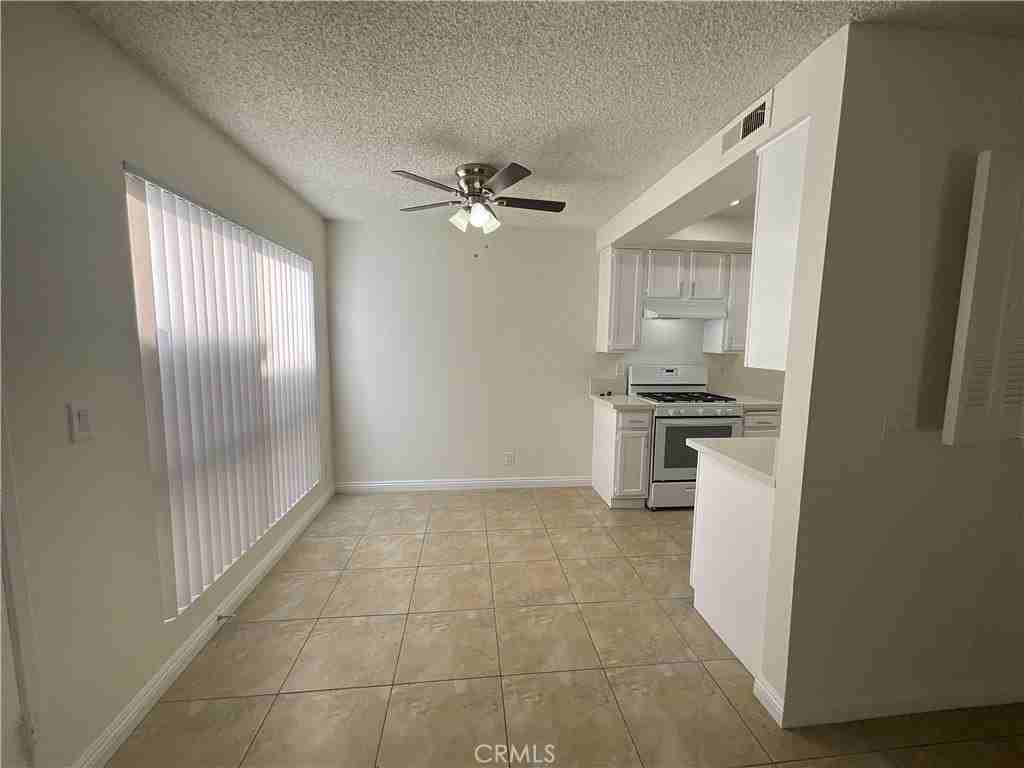 7942 Moonshadow Cir #2 - Photo 7 of 32