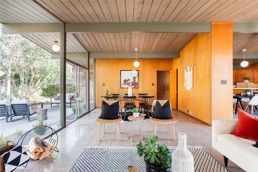 1131 N Encanto St - Photo 4 of 34