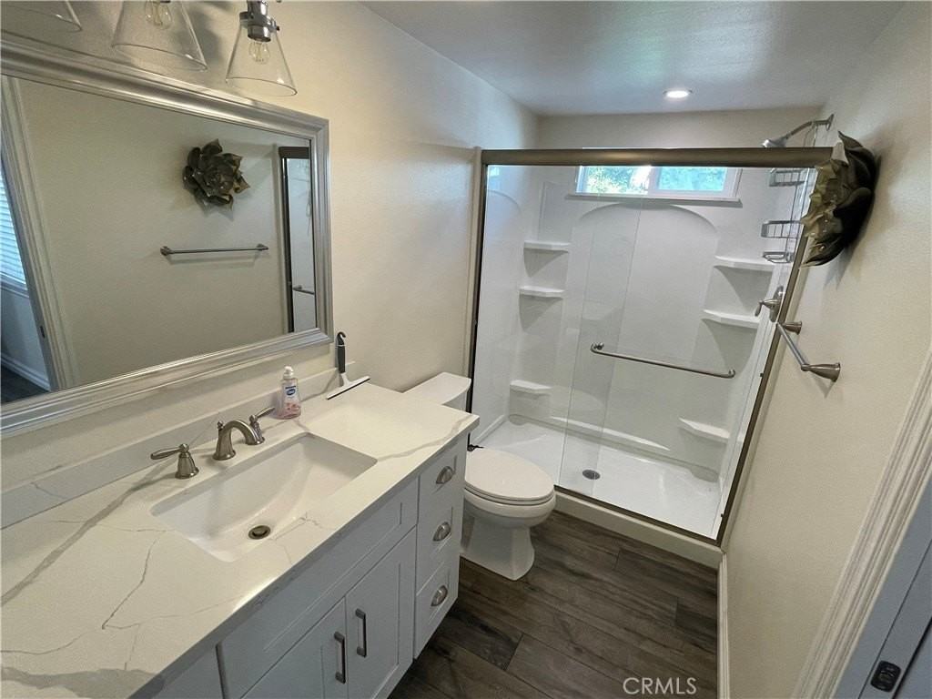 6009 Painter Ave - Photo 3 of 8