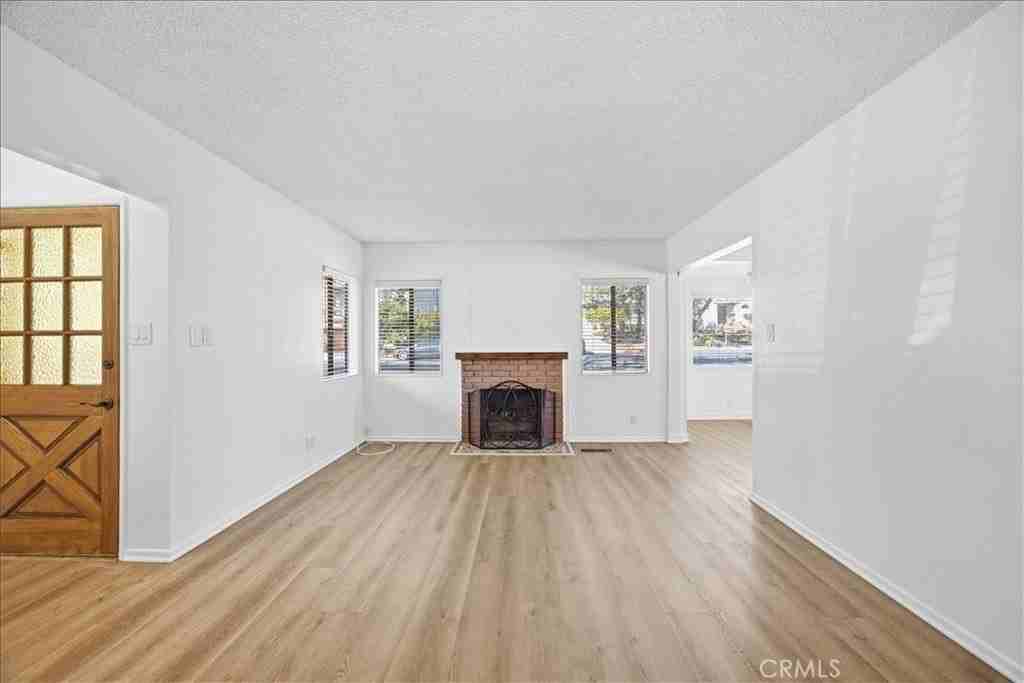 819 N Maria Ave - Photo 2 of 29