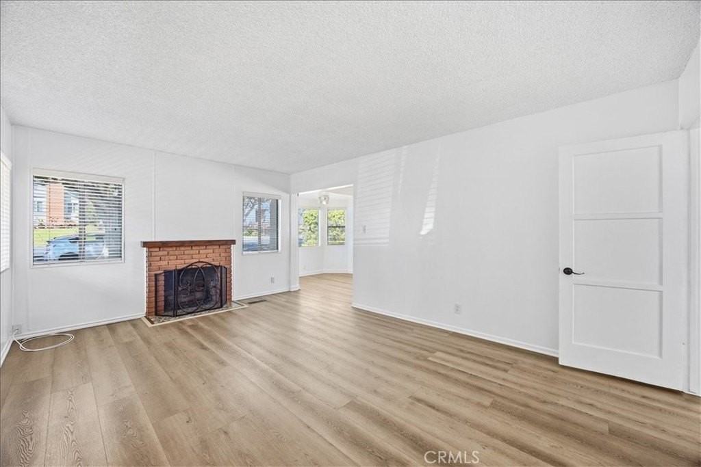 819 N Maria Ave - Photo 3 of 29