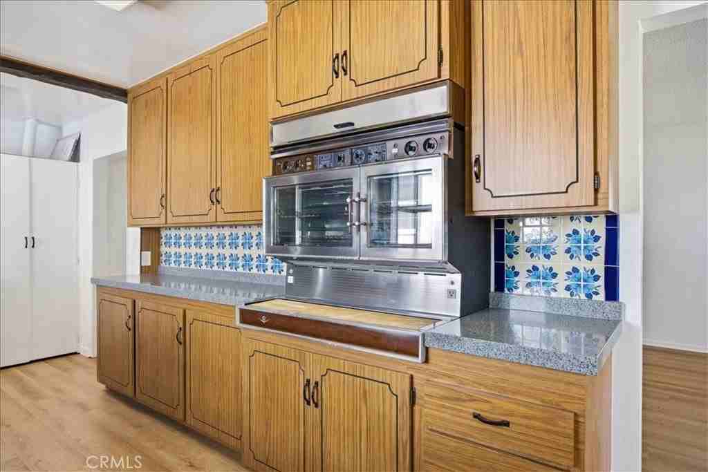 819 N Maria Ave - Photo 7 of 29