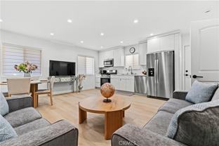 6712 Ventura Canyon Ave - Photo 1 of 1