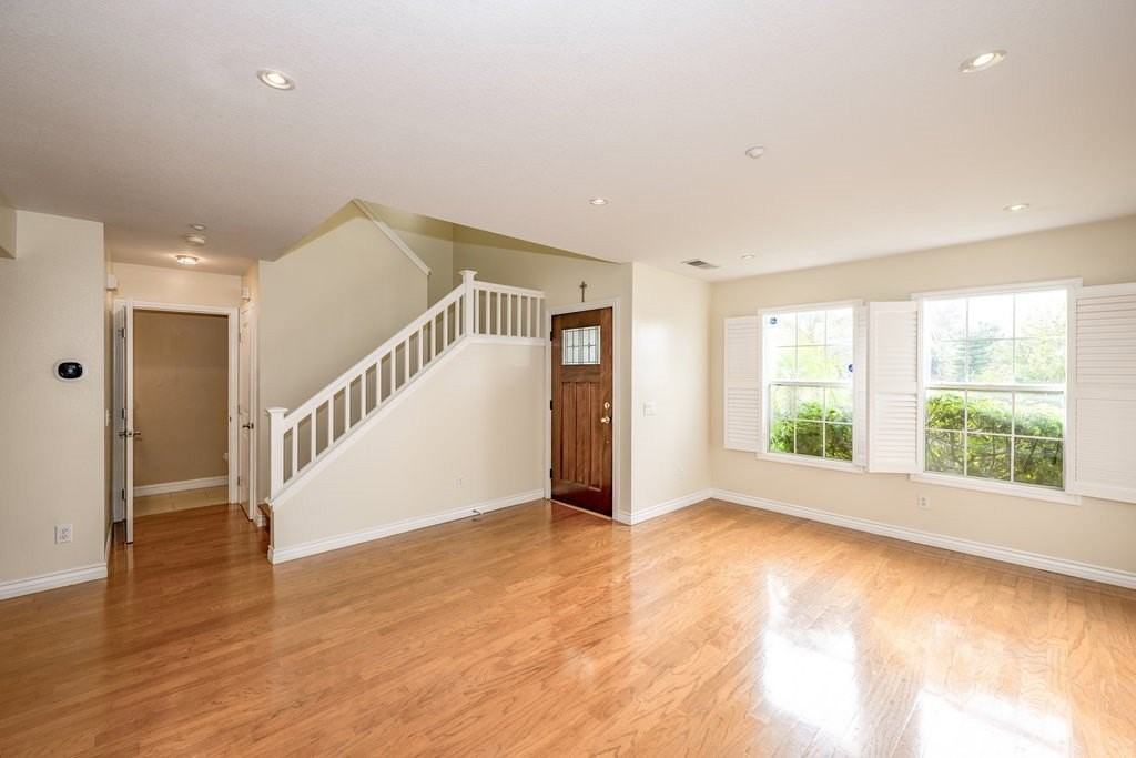 12200 Crest Ave - Photo 3 of 27