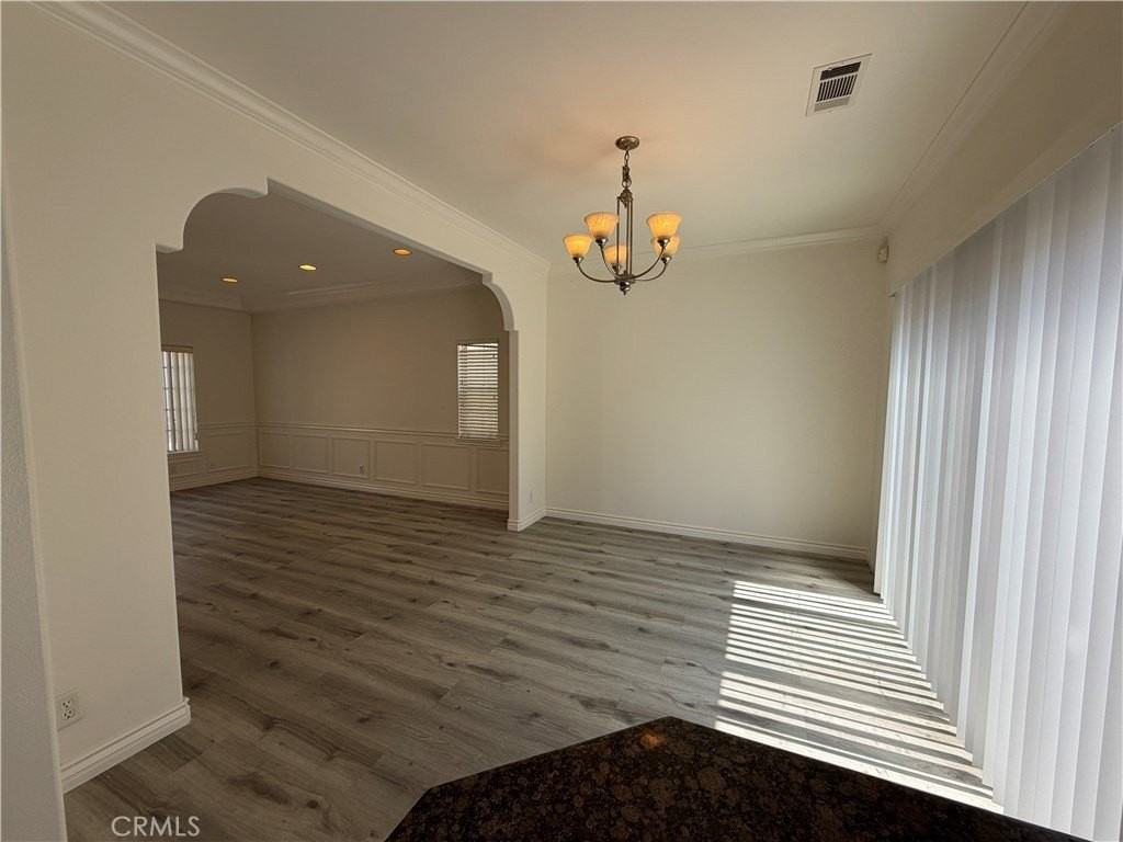 5661 Sultana Ave #B - Photo 4 of 16