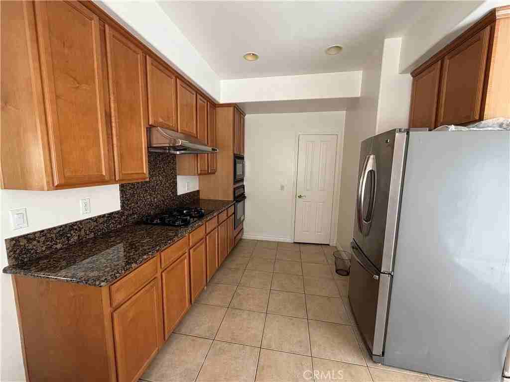 5661 Sultana Ave #B - Photo 5 of 16