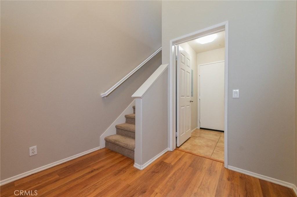 15904 Fountain Ln - Photo 3 of 28