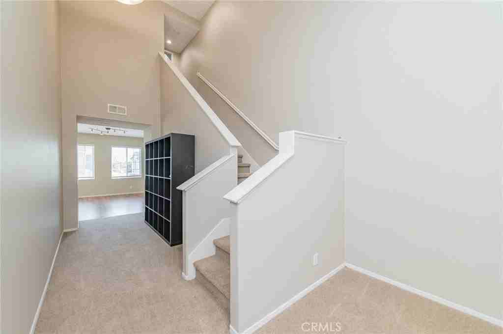 15904 Fountain Ln - Photo 5 of 28