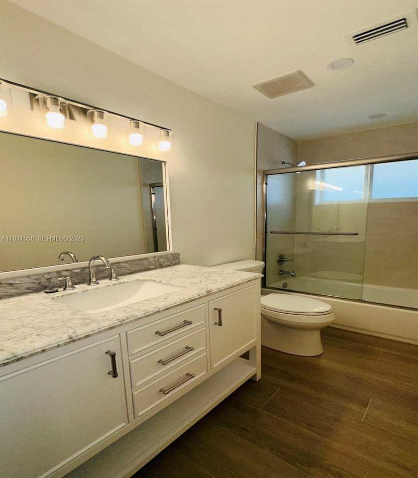 4120 Southwest 69th Avenue - Photo 4 of 6