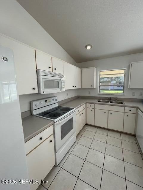 9 Lyons Pl - Photo 7 of 31