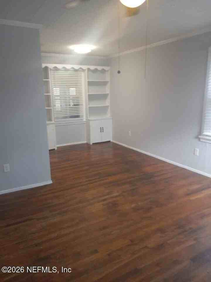 3521 Ernest St - Photo 6 of 12