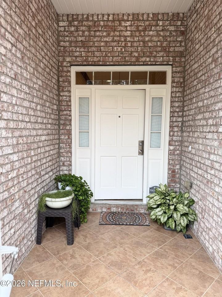 5925 Round Table Rd - Photo 3 of 21