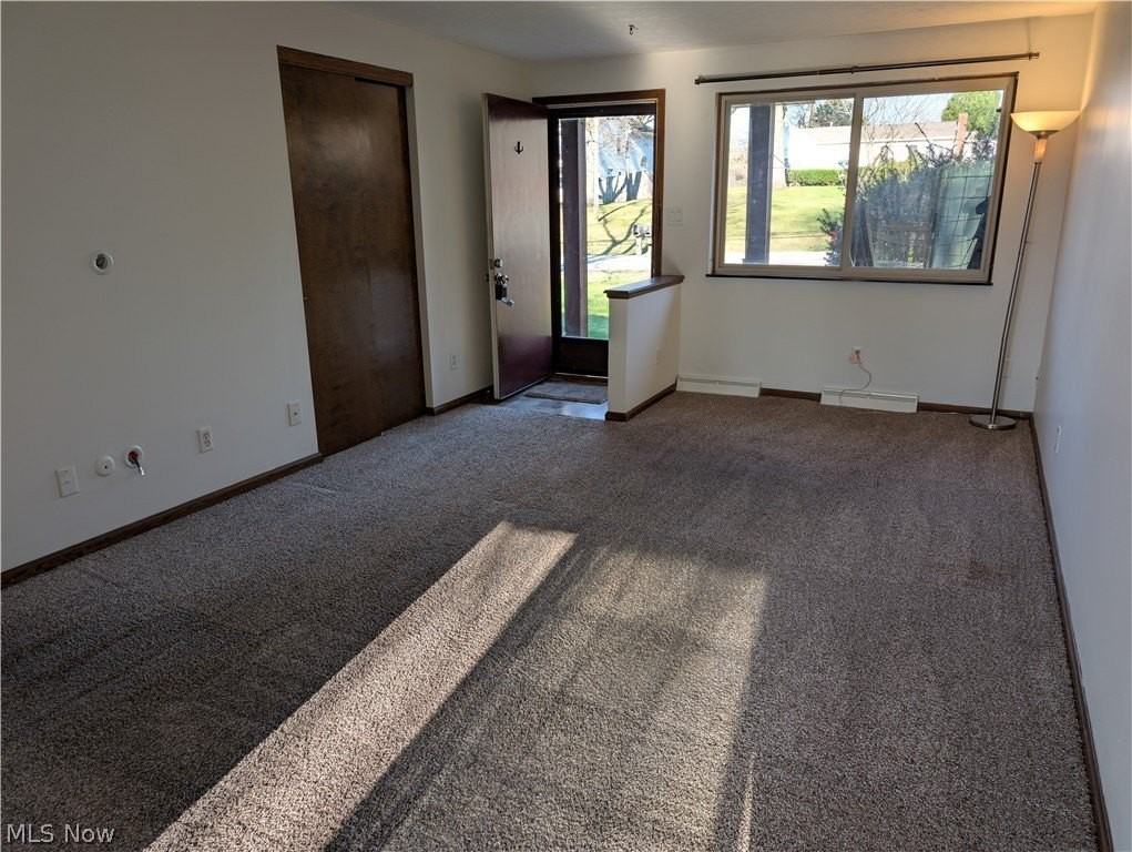 3792 Baumberger Rd - Photo 4 of 43