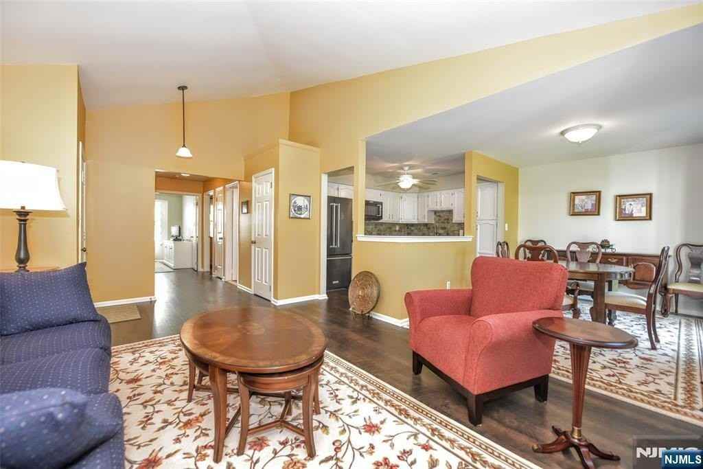 79 Konight Ct - Photo 4 of 16